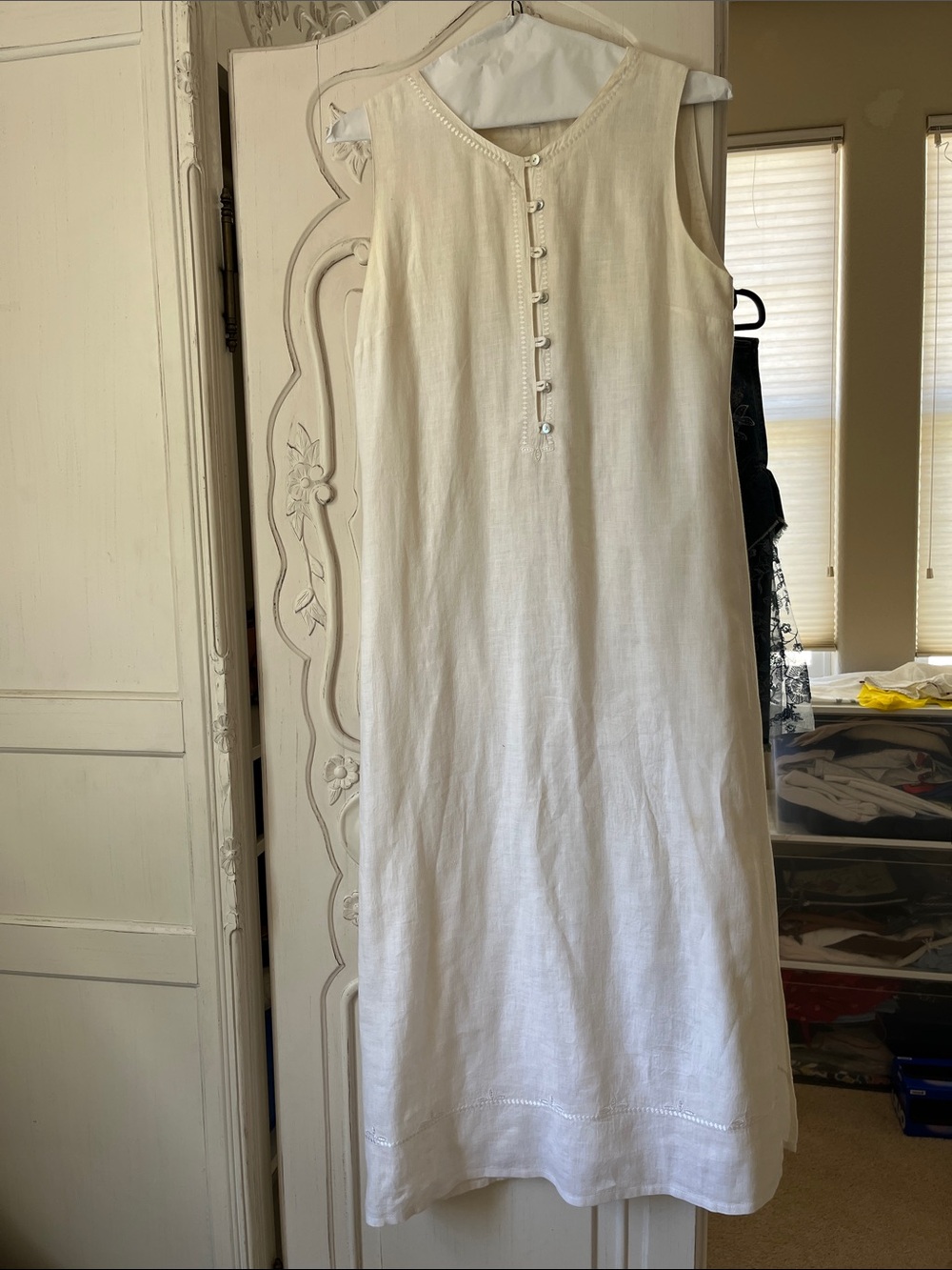 RODIER Sleeveless White Linen Maxi Dress with Button Placket